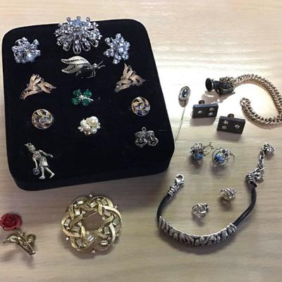 Vtg Jewelry Assortment