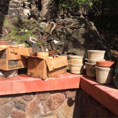 WST220 Gardening Pots
