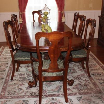 Dining table and chairs by Lexington