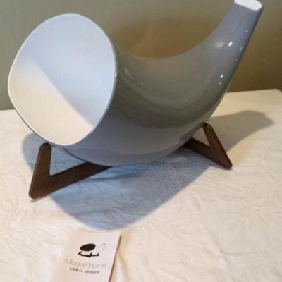 Megaphone by EN&IS