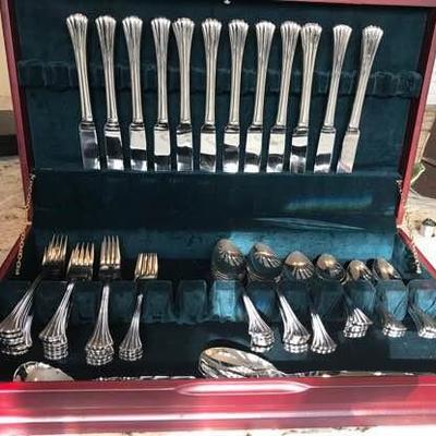 Georgian House 59 Piece Stainless Flatware