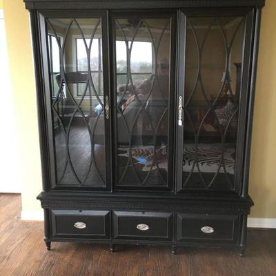 High Boy Sliding Glass Doors w/ File Drawers
One glass cracked
68” Wx 85” H x 22” Deep
Full price $400.00 as is; if interested call (314)...