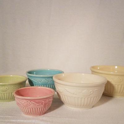 Vintage Nesting Bowls