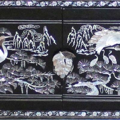  NICE Lacquer Mother of Pearl Asian Inspired Sliding Door Curio with Drawers 