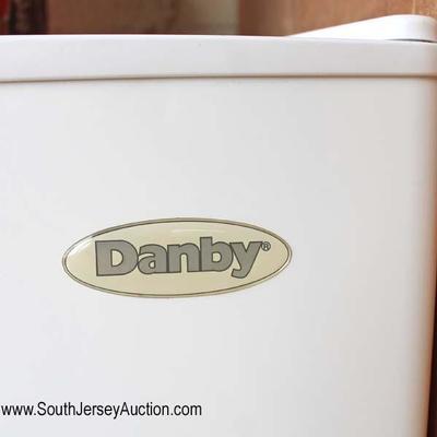 Apartment Size â€œDanbyâ€ Freezer Refrigerator with working Paperwork and Working Condition 