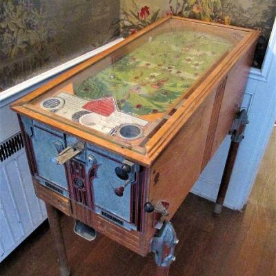 1930s pinball machine (needs repair)