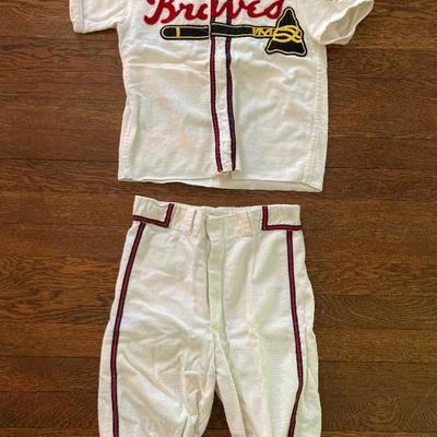 Vintage Milwaukee Braves Childs outfit