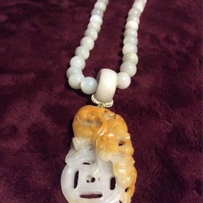 MLC165 Honey Yellow Jade Pendant on Moonstone Beads Necklace