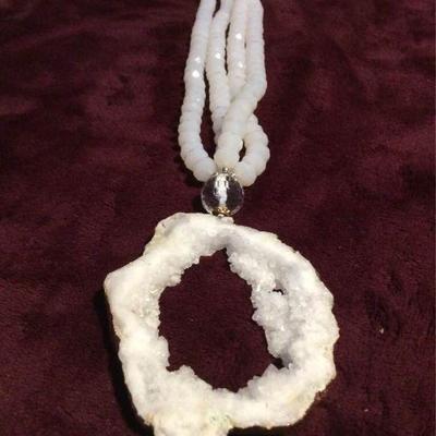MLC086 Natural Druzi Pendant Necklace