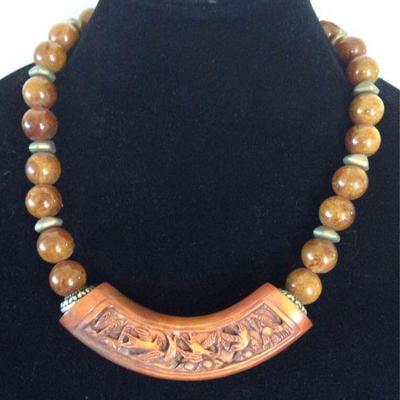 MLC009 Teak Wood Carved Pendant & Lucite Beads Necklace