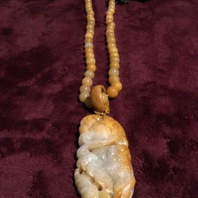 MLC187 Honey Yellow Jade Pendant Necklace