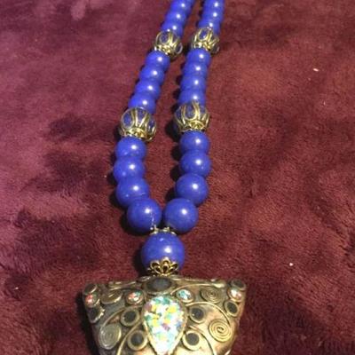 MLC072 Butterfly Pendant on Beaded Necklace