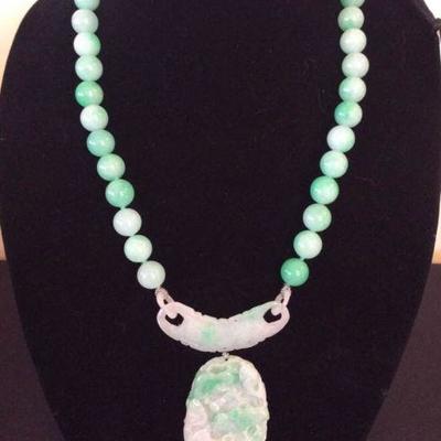 MLC015 Green Lavender Jade Pendant & Jade Arch Beads Necklace
