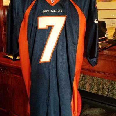(#165) SOLD John Elway #7 Denver Broncos signed jersey! PSA DNA #1A09273  ~ $145