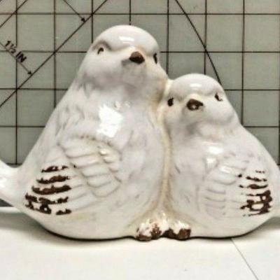 https://www.ebay.com/itm/124121385869 SM3041: PAIR OF WHITE CERAMIC BIRDS