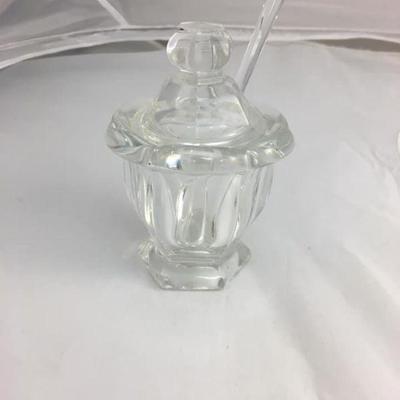 https://www.ebay.com/itm/114158199342 KB0039: Bacarat Crystal Mustard Jar $50