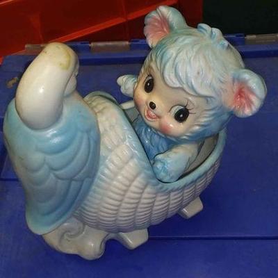 https://www.ebay.com/itm/114160203871 Box70E: VINTAGE 1950S CERAMIC BABY WITH CRIB , CHO-CHO TRAIN $20.00