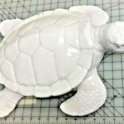 https://www.ebay.com/itm/124121380899 SM3047: WHITE CERAMIC TURTLE