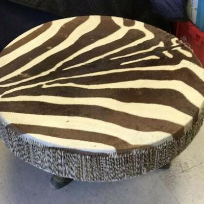 https://www.ebay.com/itm/114152343613 SM2028: ZEBRA HYDE DRUM WITH GLASS TABLE TOP 35 x 21 in