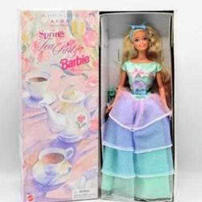 1997 AVON Exclusive Special Edition SPRING TEA PARTY BARBIE - Third in a Series #18656
