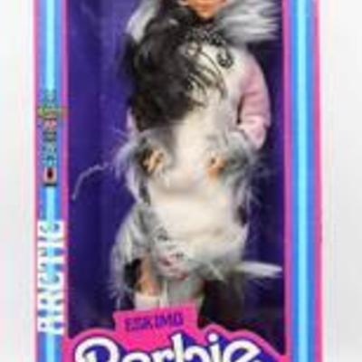 1981 ESKIMO Barbie International Doll from the Arctic #3898