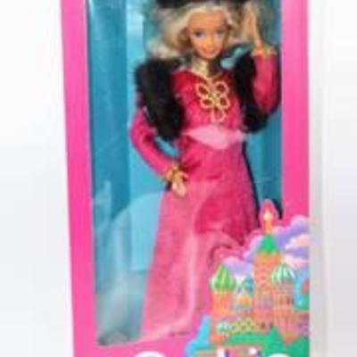 1988 RUSSIAN Barbie from Dolls of the World Collection #1916