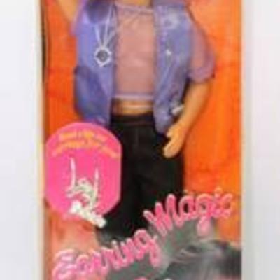1992 EARRING MAGIC KEN Barbie Doll # 2290 NRFB