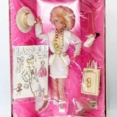 1993 CITY STYLE BARBIE by Janet Goldblatt Classique Collection Second in Limited Edition Series 10149 - NRFB