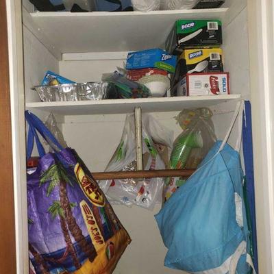 Closet full of plastic utensils reusable bags and more!
Closet full of plastic utensils forks, spoons, cups, napkins, reusable bags. Some...