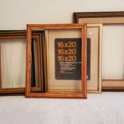 5 Empty Picture Frames
Picture frames measures approx 21Ã—17- 22Ã—26