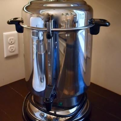 Coffee urn