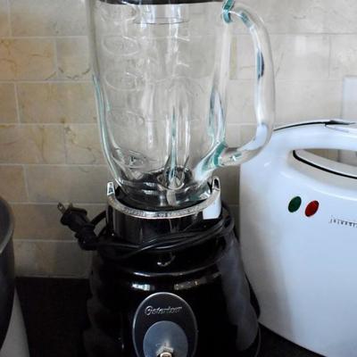 Osterizer blender