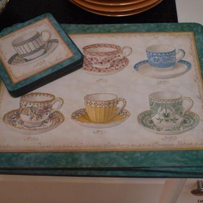 Placemats and coasters set
