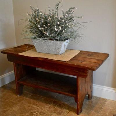 Pine bench