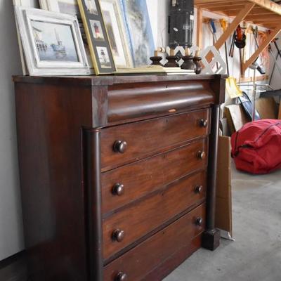 Empire chest