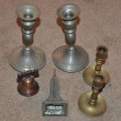 #76 Lot of 4 Candle Stick Holder Bell Empire State Building $7