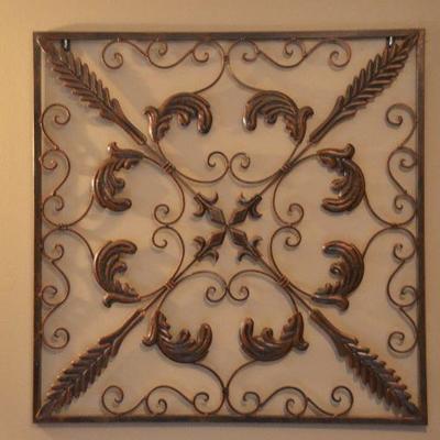 #57 Metal Wall Art 27 1/2'' Square $10