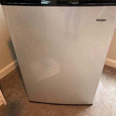 $65-Small Haier Refrigerator-21â€ deep, 20â€ wide, 30â€ tall 