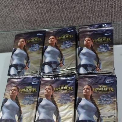 Lot of 30 Unopened Non-Sport Movie Trading Card Packs 2003 Inkworks Lara Croft Tomb Raider The Cradle of Life ; Angelina Jolie -WILL SHIP