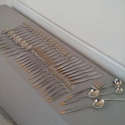 Towle 'Touch of Gold' Stainless Steel Flatware