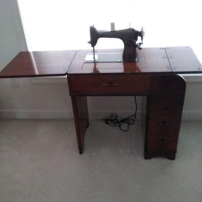 Vintage Free-Westinghouse 1950s Sewing Machine