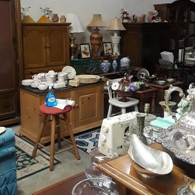 Estate sale photo