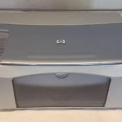 HP pac 1210 all-in-one Printer, Scanner, Copier ~ Powers on