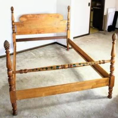 FULL Size Solid Wood Four Poster Bed with Side Boards and Hand-painted Detail