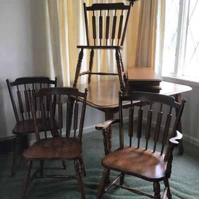 Temple Stuart Kitchen Table & Set