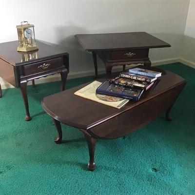 Lovely Ethan Allen Hardwood Coffee & End Tables