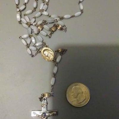 https://www.ebay.com/itm/114160207079 RX02 STERLING SILVER ROSARY $30.00 PEARL COLOR BEADS