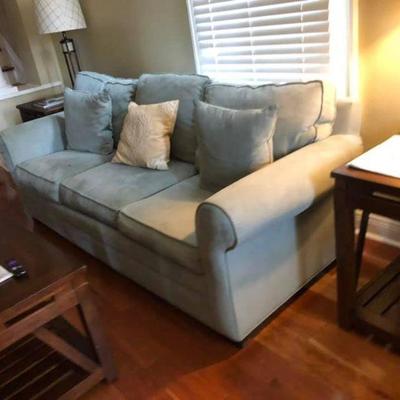 PA005 Sofa $125, End table $45, Coffee Table $95 .
We will not hold unless Paid for
Venmo @Rafael-Monzon-1
PayPal:...