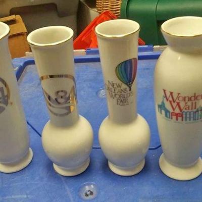 https://www.ebay.com/itm/124135491840 BOX070I ASSORTMENT OF FOUR VINTAGE LOUISIANA WORLD EXPOSITION CERAMIC VASES   $20.00