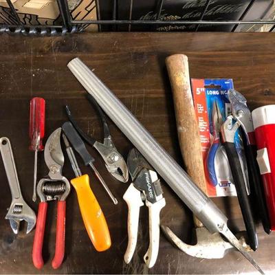 https://www.ebay.com/itm/114165924541 LAN9958: Lot of 11 Tools $15 Local Pickup
